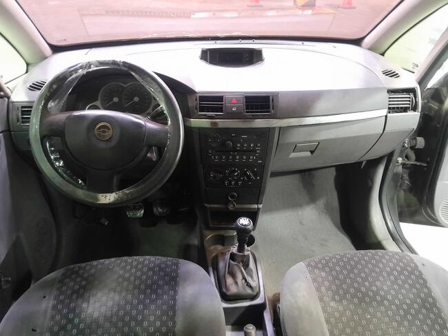 6a157c37a8ca1-6a157c38173a6.jpg