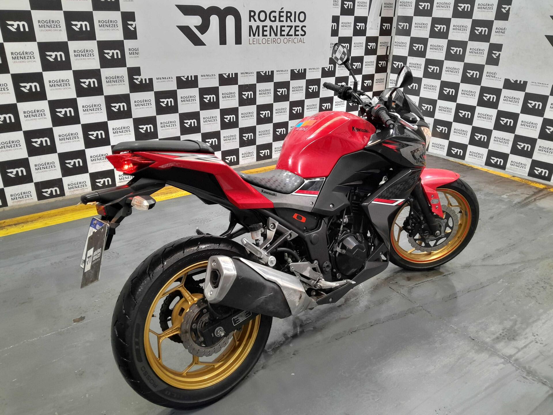 MOTO KAWASAKI Z300 ABS 2018/2018 GASOLINA | Rogério Menezes