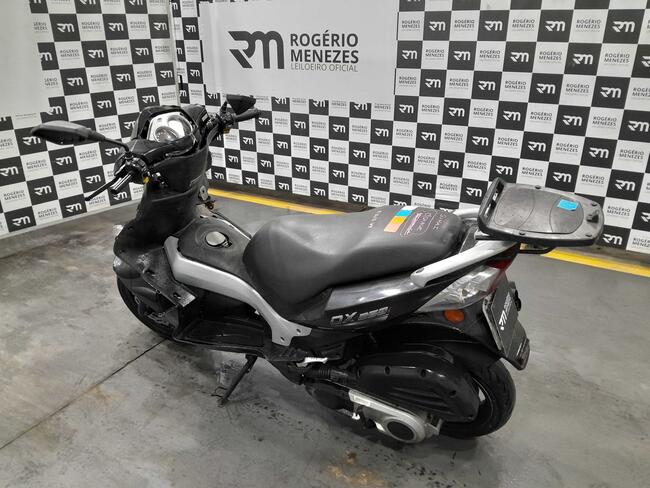 6a16bdd8dbd82-6a16bdd94631a.jpg