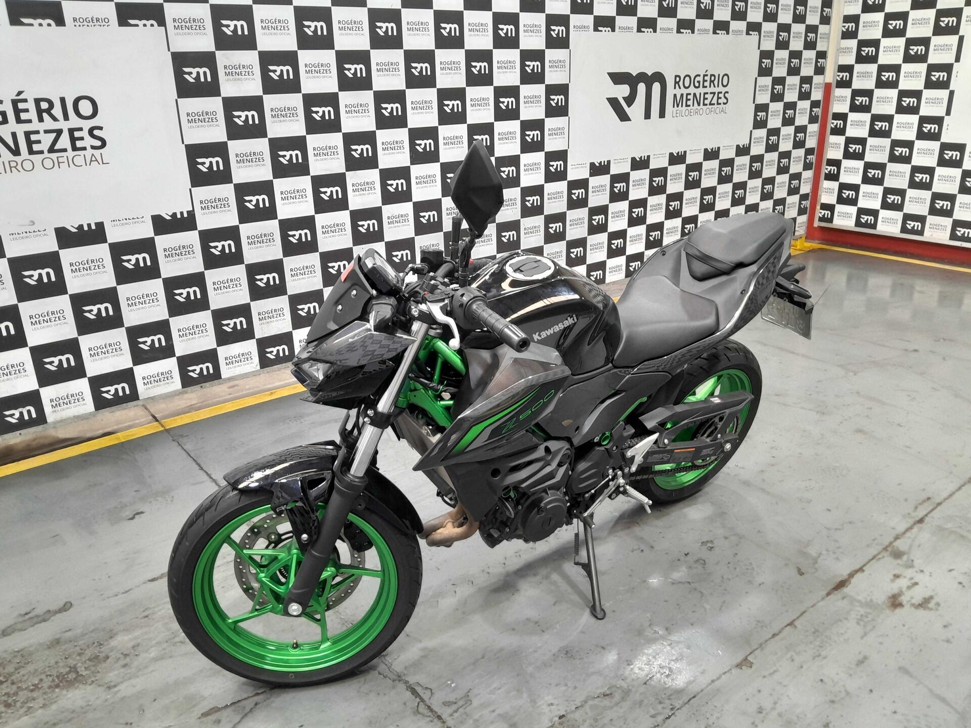 MOTO KAWASAKI Z500 SE 2025/2026 GASOLINA | Rogério Menezes