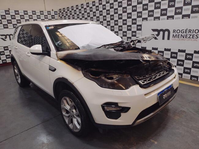 Foto de SUCATA DE LAND ROVER DISCOVERY SPT D180 HSE 2018/2018 DIESEL