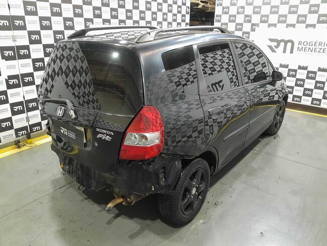 6a06f6a47cdcd-6a06f6a56c740.jpg