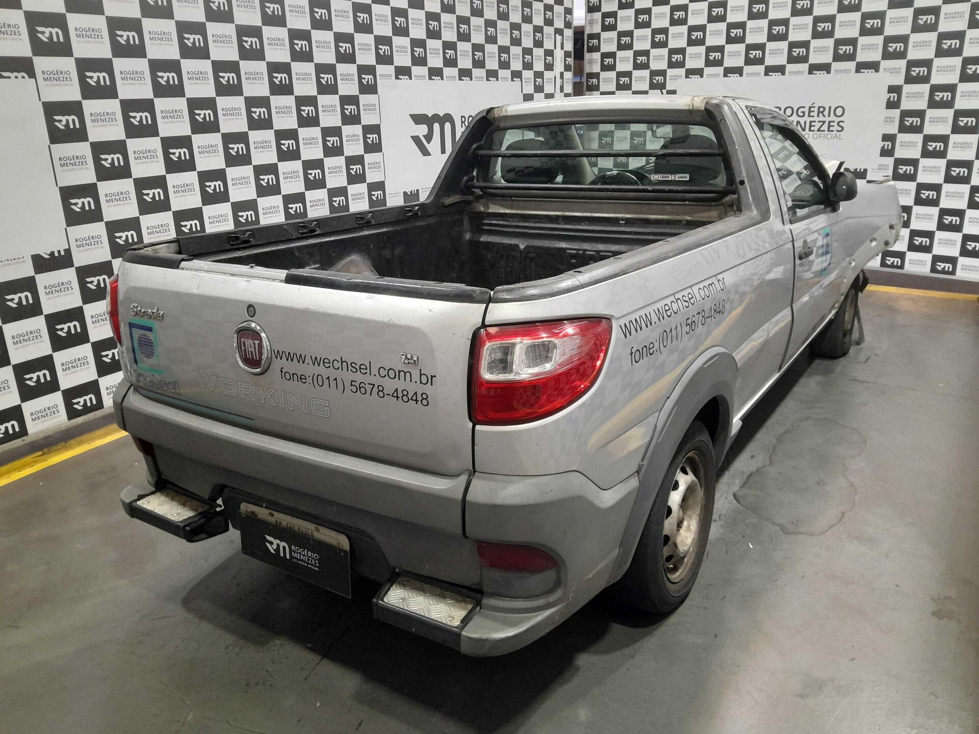 FIAT STRADA WORKING 1.4 2015/2015 FLEX — foto 4 de 15