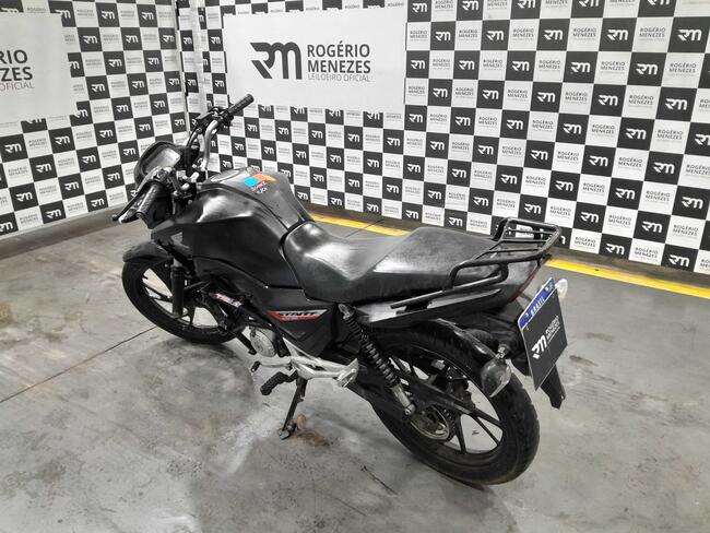6a0daf651b6d6-6a0daf6578070.jpg