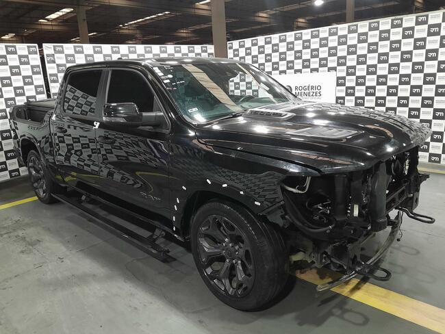 Foto de RAM 1500 LIMITED HEMI 2023/2023 GASOLINA