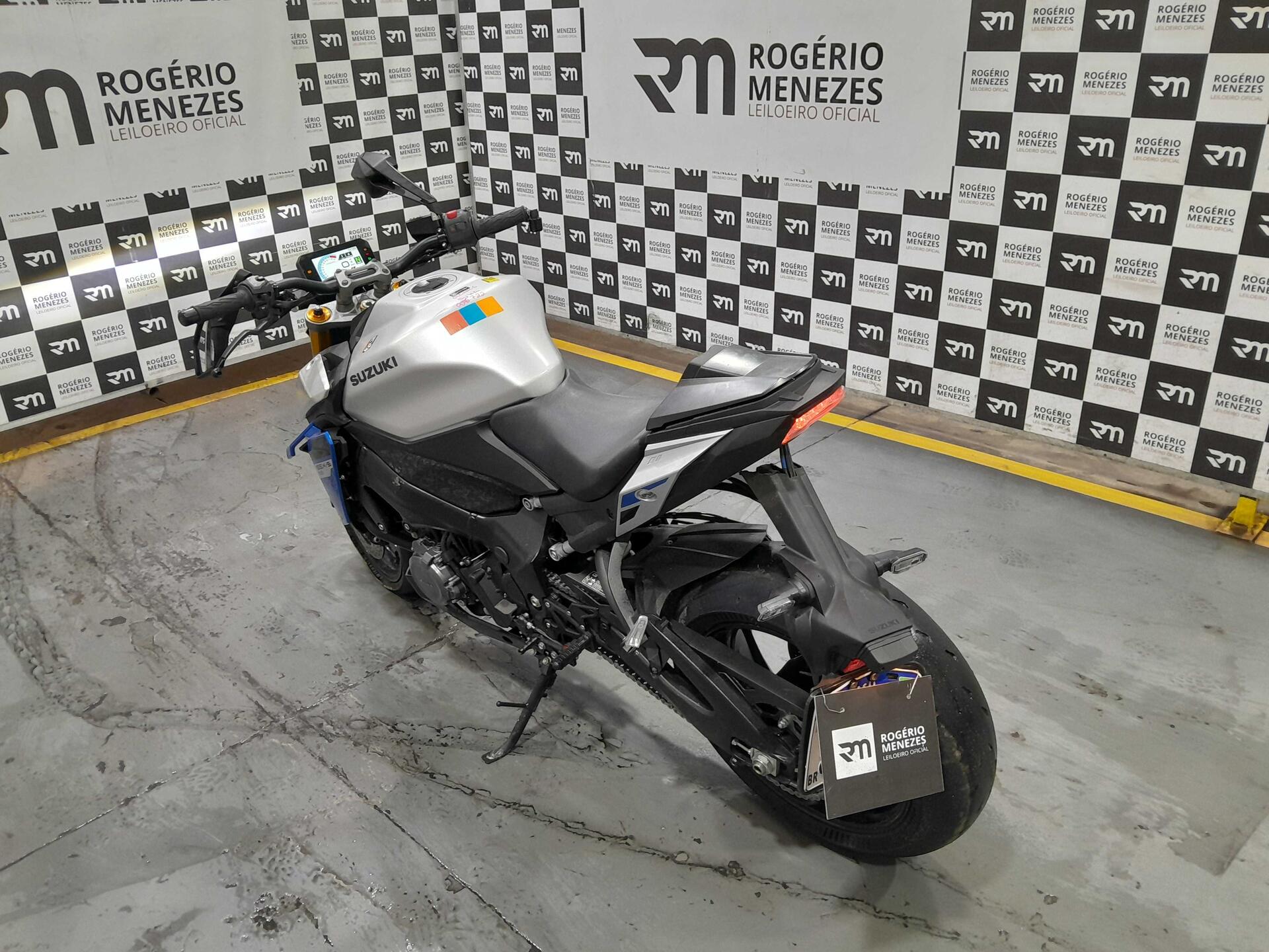 MOTO SUZUKI GSX 2025/2026 GASOLINA | Rogério Menezes