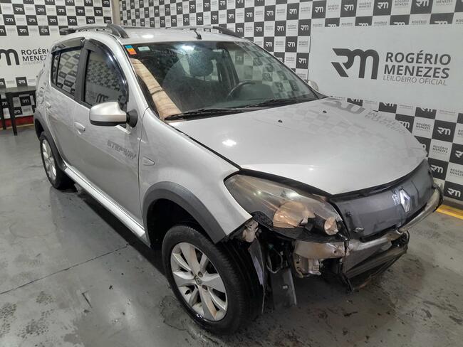 Foto de RENAULT SANDERO 2013/2014 FLEX