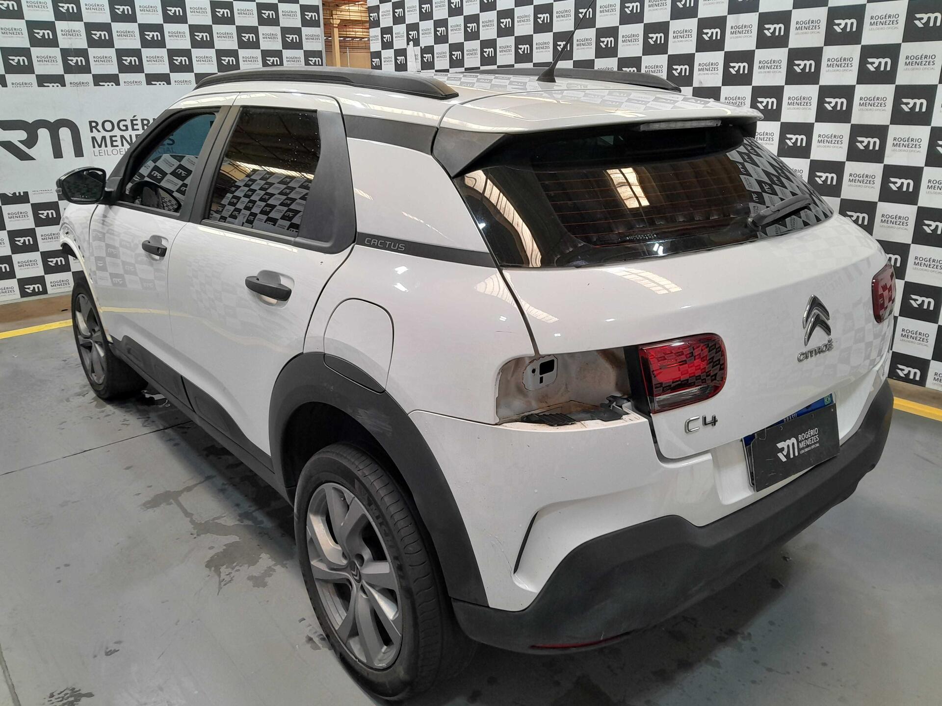SUCATA DE CITROëN C4 2022/2022 FLEX — foto 5 de 17