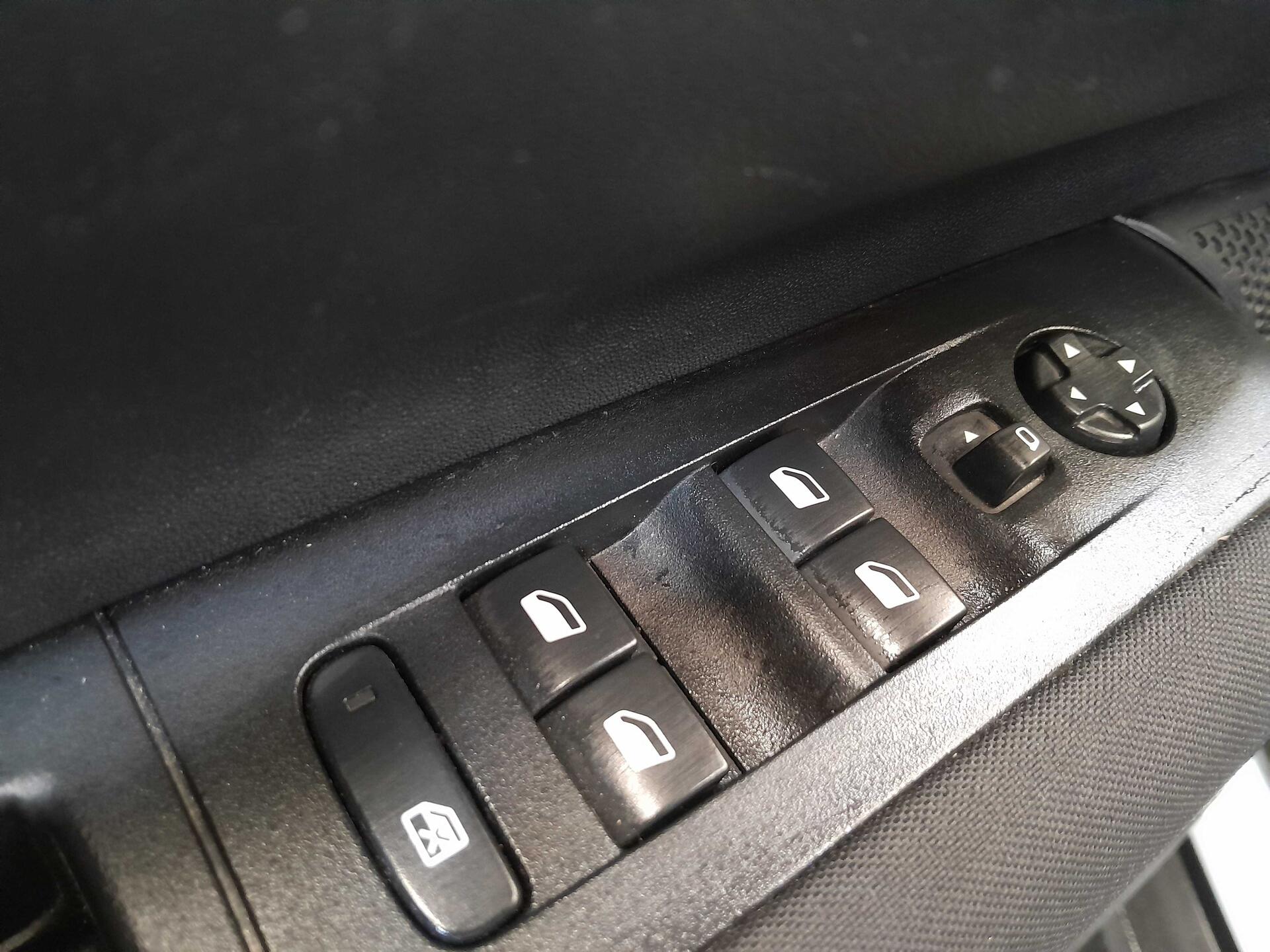 SUCATA DE CITROëN C4 2022/2022 FLEX — foto 7 de 17