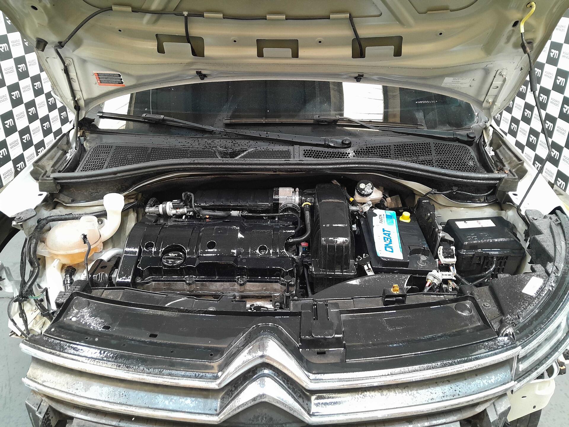 SUCATA DE CITROëN C4 2022/2022 FLEX — foto 12 de 17