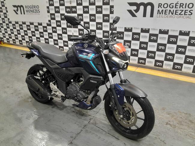 Foto de MOTO YAMAHA FZ15 2025/2026 FLEX