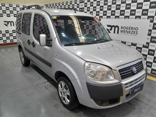 Foto de FIAT DOBLO 2016/2017 FLEX