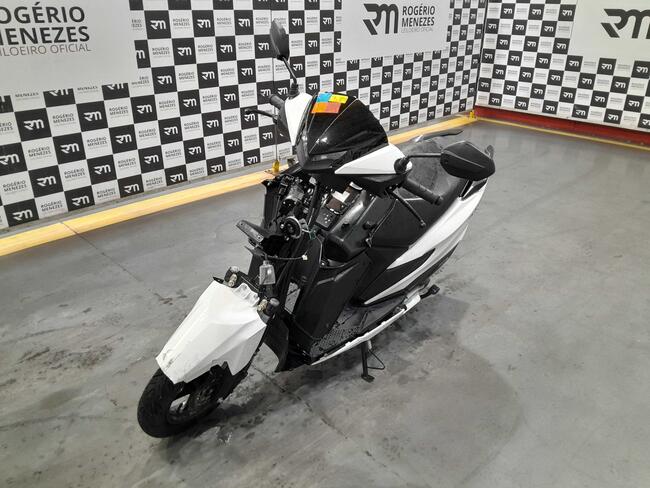6a79cc0430016-6a79cc0496664.jpg
