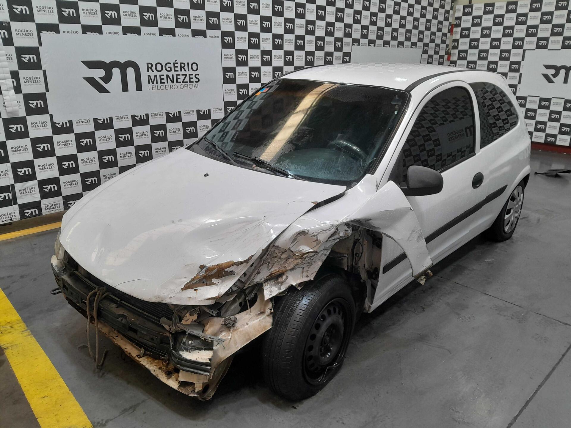 SUCATA DE GM - CHEVROLET CELTA 1.0 2002/2002 GASOLINA — foto 3 de 16