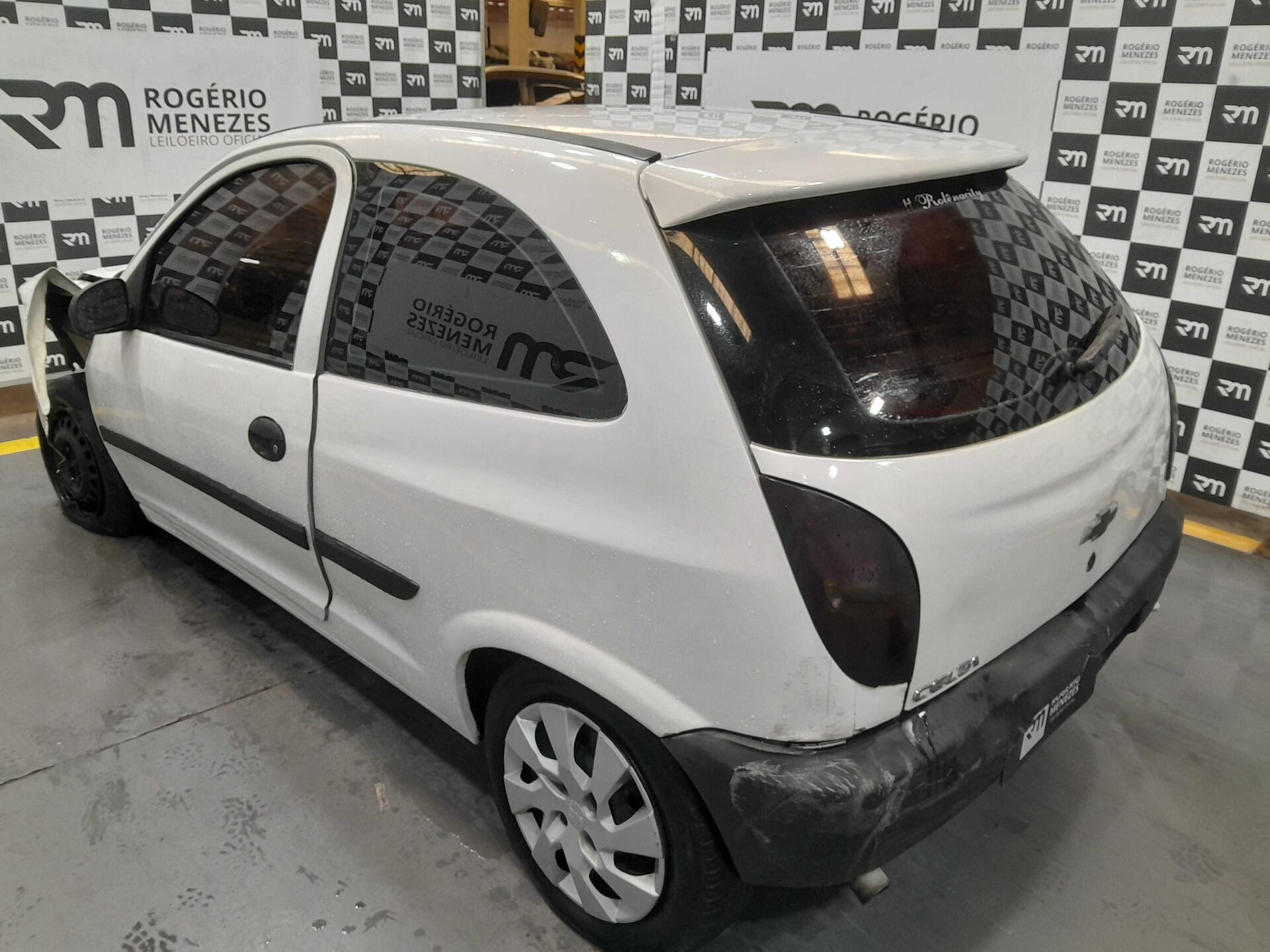 SUCATA DE GM - CHEVROLET CELTA 1.0 2002/2002 GASOLINA — foto 5 de 16