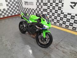 MOTO KAWASAKI NINJA ZX-6R 636 2025/2026 GASOLINA
