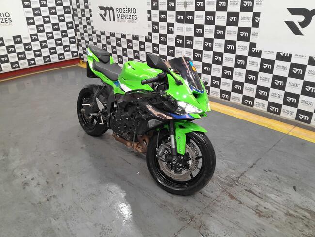 MOTO KAWASAKI NINJA ZX-6R 636 2025/2026 GASOLINA