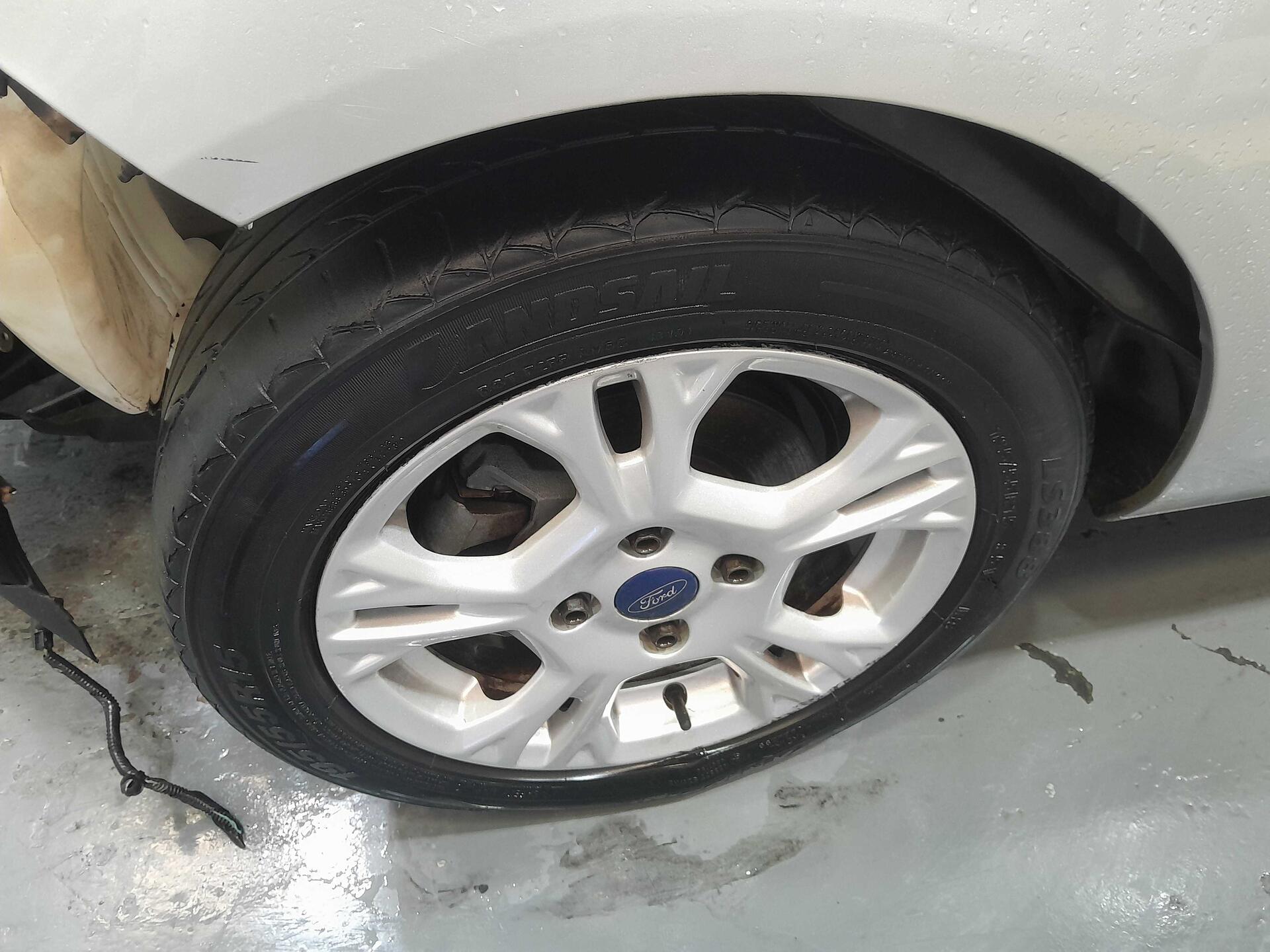 FORD FIESTA HA 1.5L SE 2014/2015 FLEX — foto 15 de 16