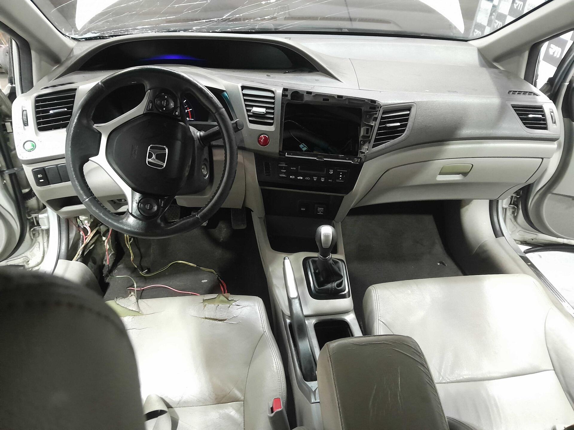 HONDA CIVIC LXL 1.8 2012/2012 FLEX — foto 6 de 16