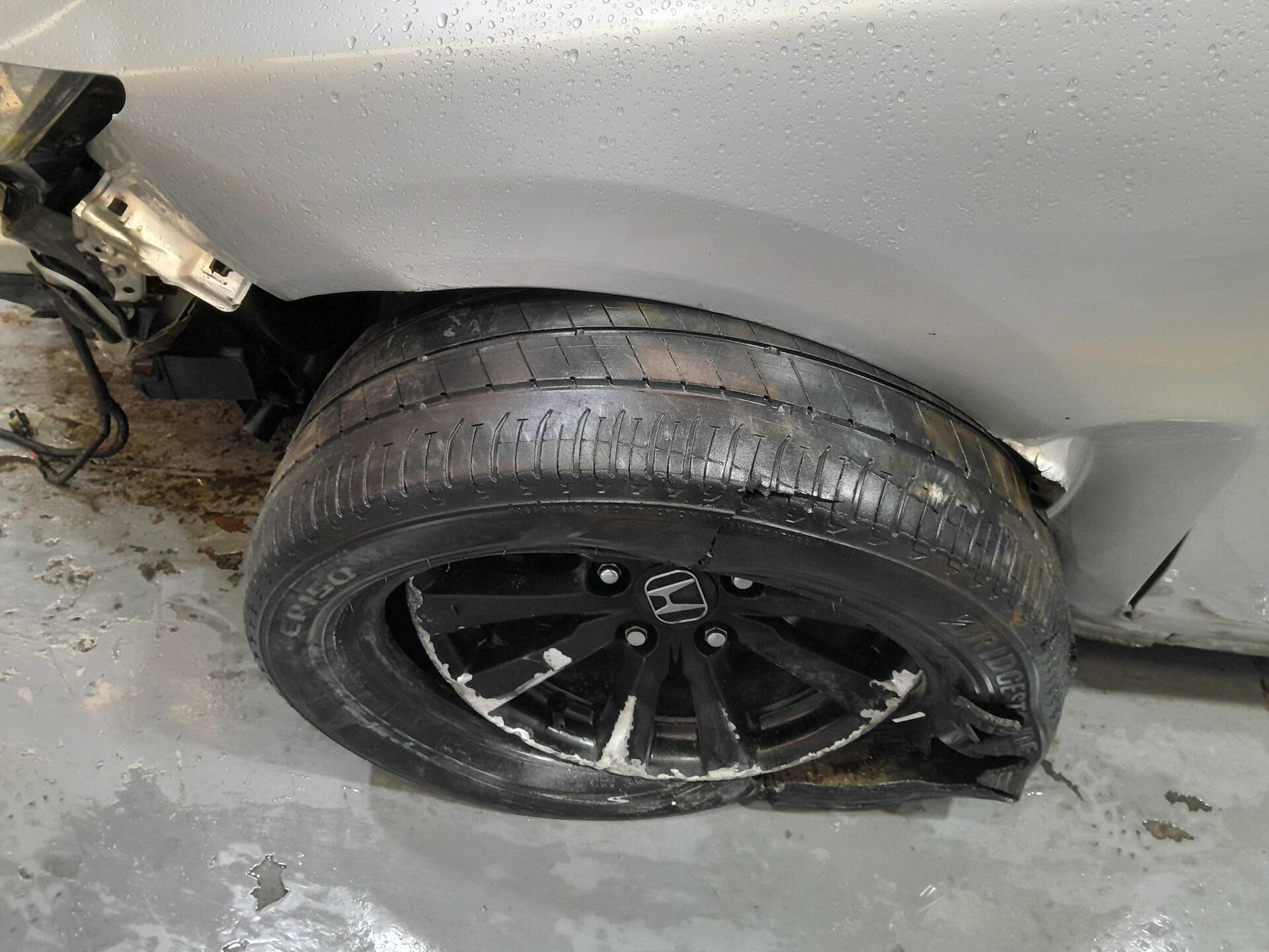 HONDA CIVIC LXL 1.8 2012/2012 FLEX — foto 14 de 16