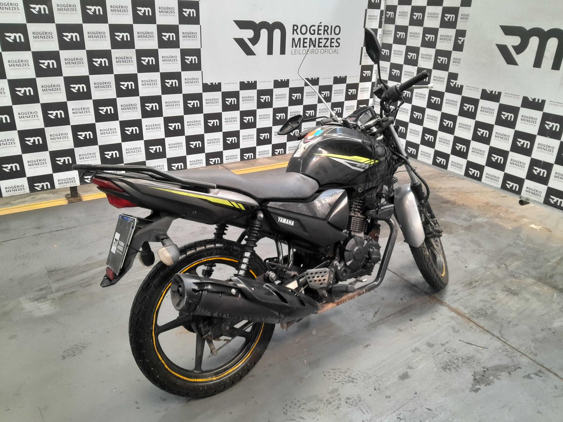 MOTO YAMAHA YS 150 FAZER SED 2015/2016 FLEX — foto 3 de 9