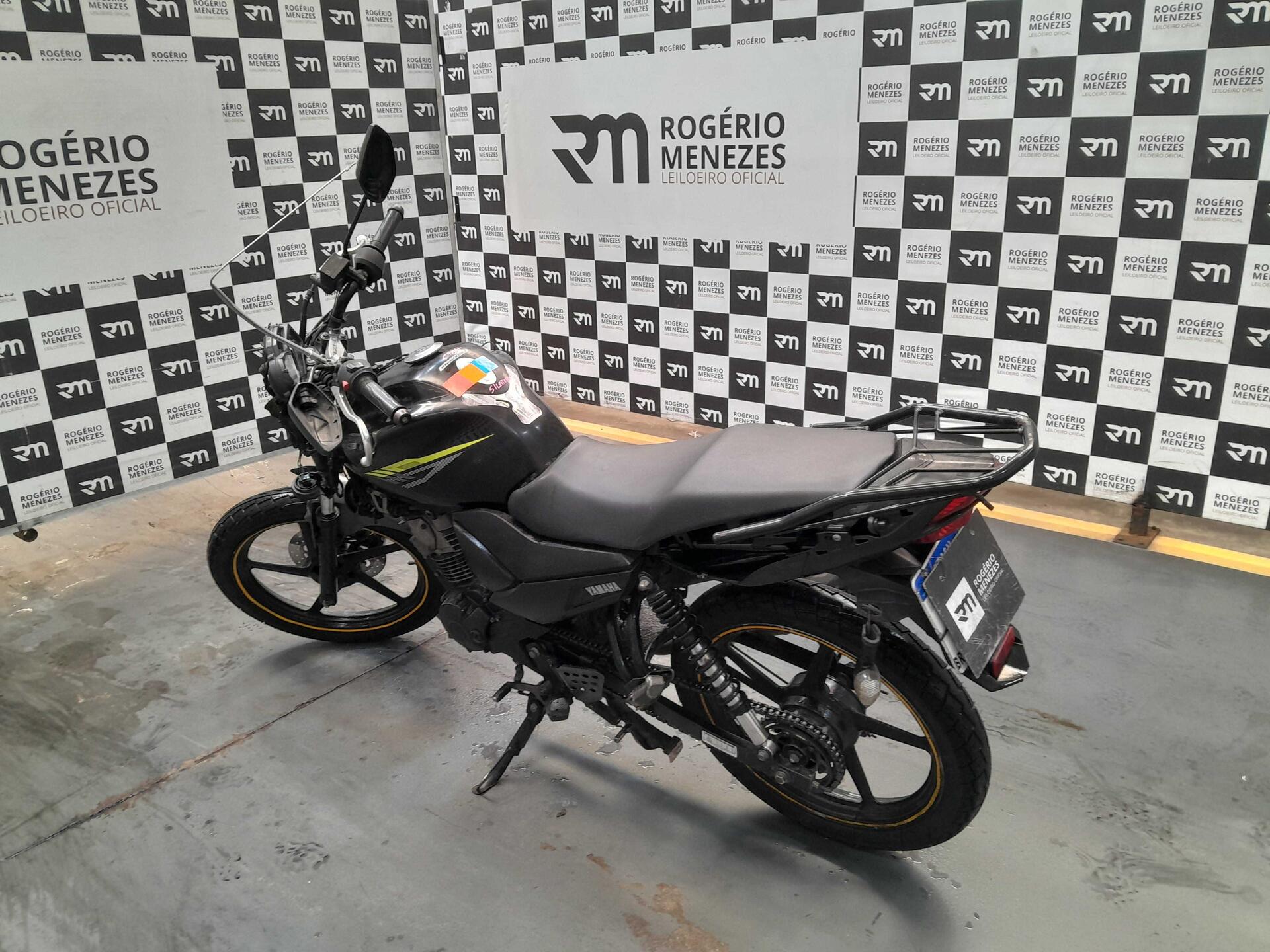 MOTO YAMAHA YS 150 FAZER SED 2015/2016 FLEX — foto 4 de 9