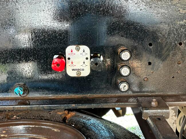 6abec20fc5ade-6abec2104cfbf.jpg