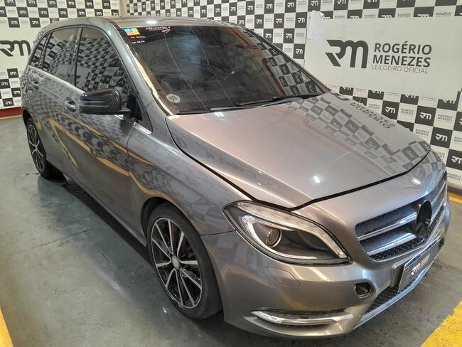 MERCEDES-BENZ B200CGI 2012/2013 GASOLINA