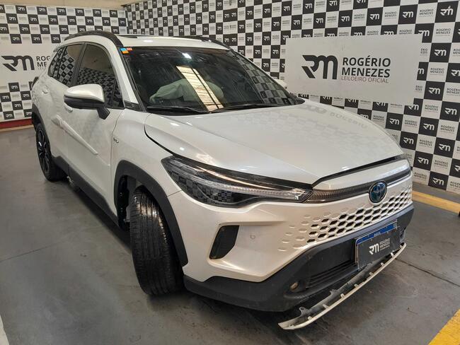 TOYOTA COROLLA CROSS XRX 1.8 2025/2026 HíBRIDO