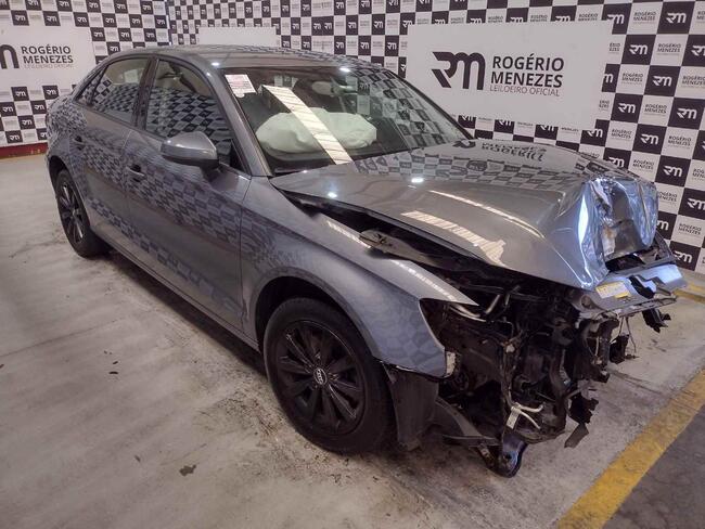 AUDI A3 SEDAN 1.4 TFSI FLEX TIPTRONIC 4P