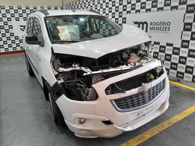 GM - CHEVROLET SPIN LT 1.8 8V ECONO.FLEX 5P MEC.