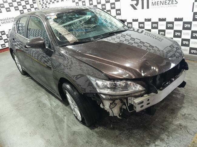 LEXUS CT200
