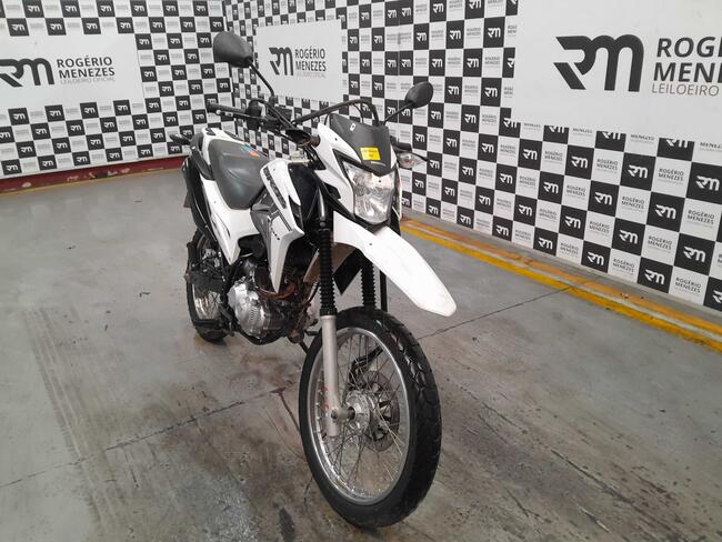 NXR 160