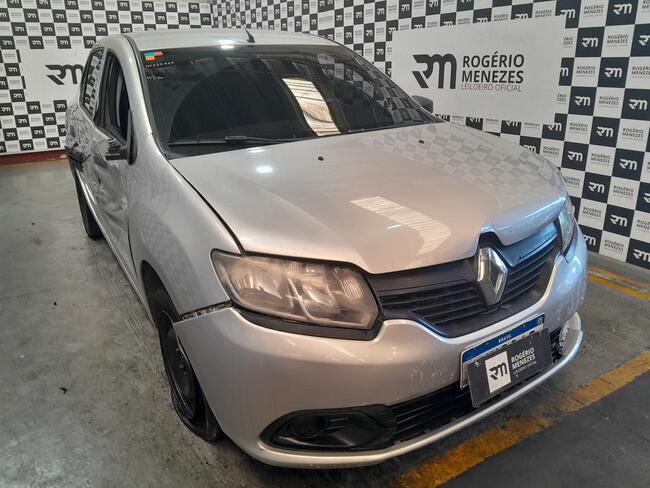 RENAULT LOGAN