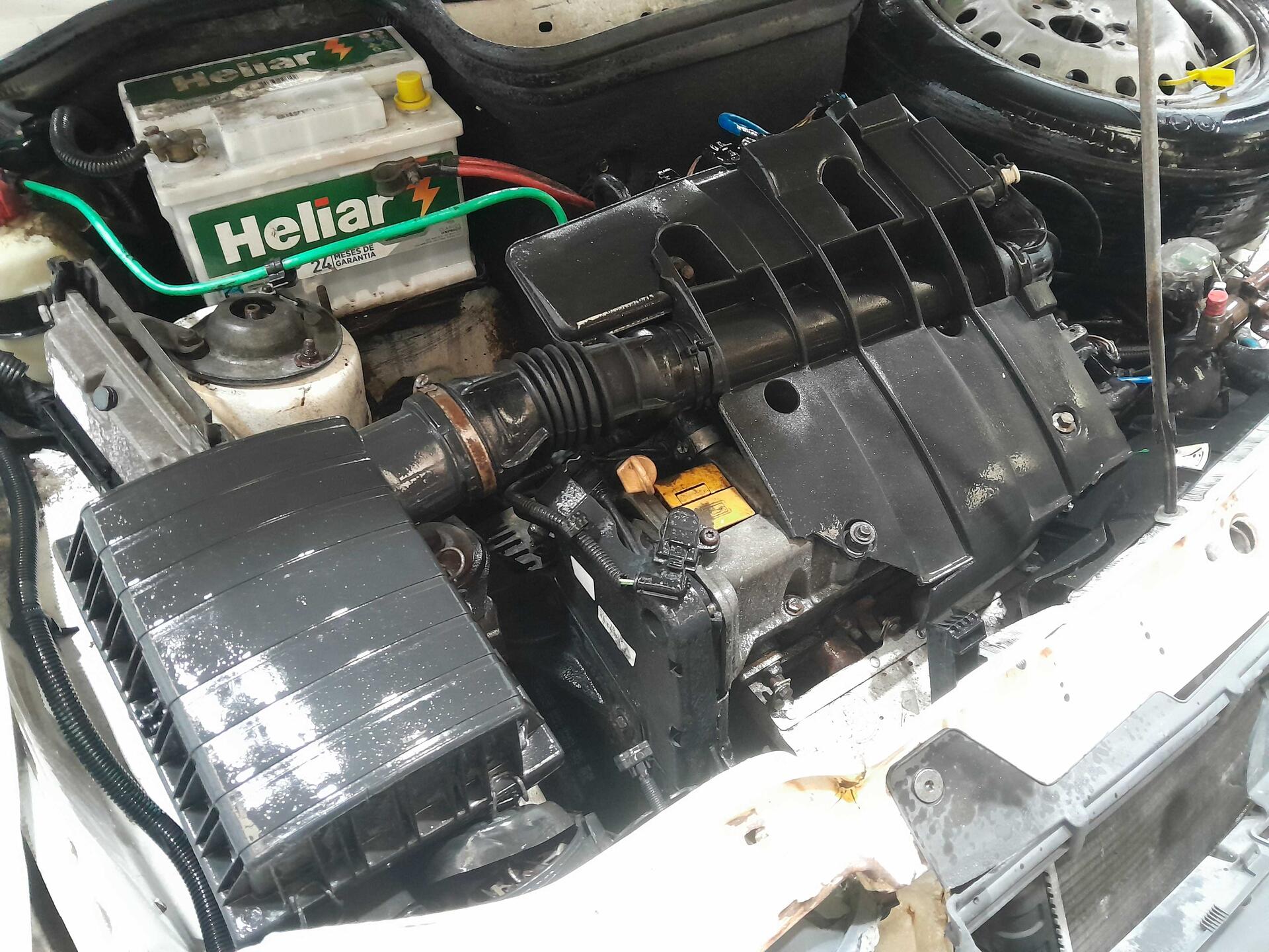 SUCATA DE FIAT FIORINO 2013/2013 GASOLINA — foto 13 de 14