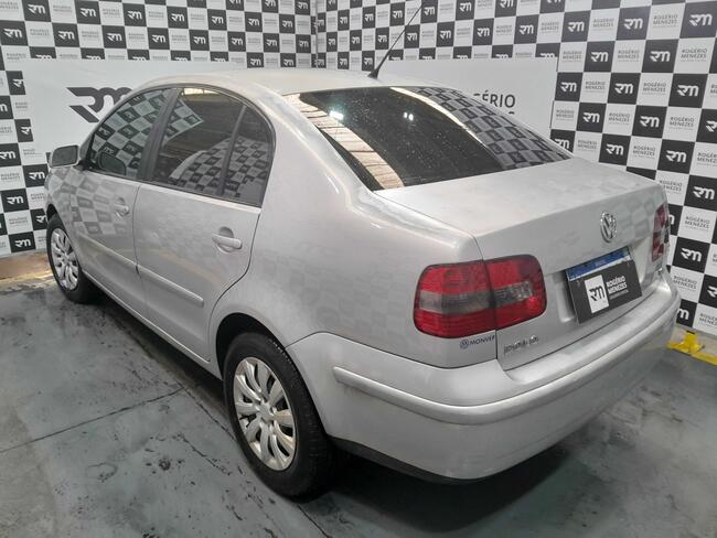 6759862c6d410-6759862cc9ed9.jpg