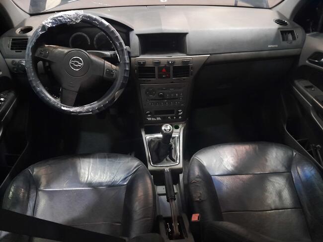 683de3cf8418e-683de3d06adf7.jpg