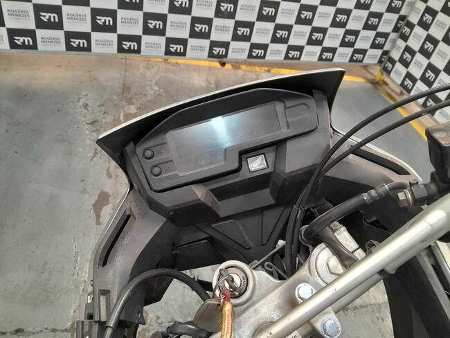 68cbec8e2178f-68cbec8e88418.jpg