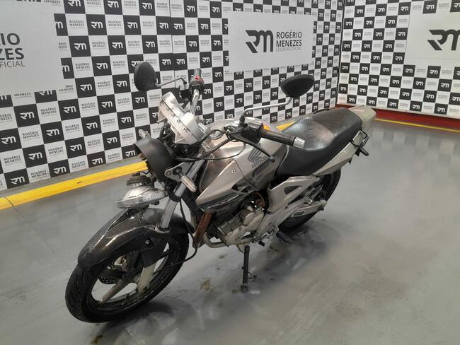 68f1063712ad6-68f106376b612.jpg