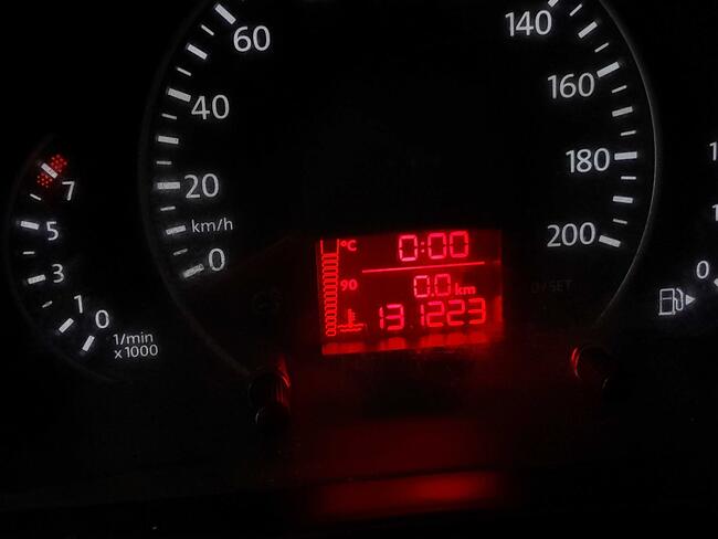 68c94416d8d33-68c94417d4483.jpg