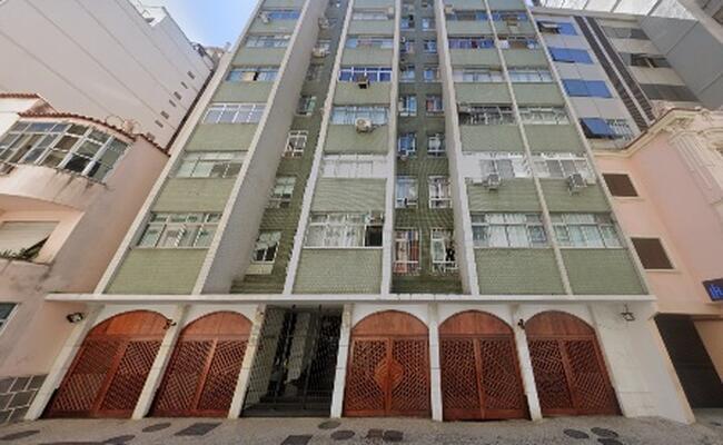Apto c/ 63m² e uma vaga no Flamengo