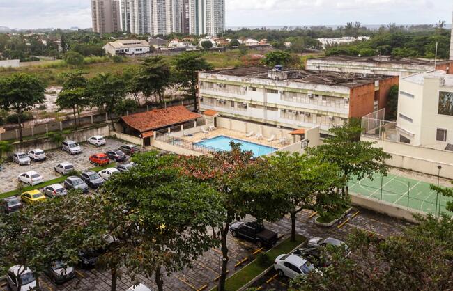 Apto Vazio Com 52m² E Vaga No Barra Sul (ed. Marapendi), localizado em Rio De Janeiro - RJ, bairro Barra da Tijuca