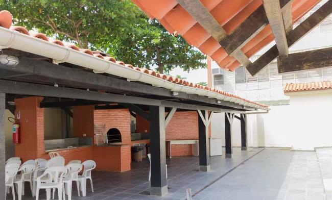 Apto Vazio Com 52m² E Vaga No Barra Sul (ed. Marapendi), localizado em Rio De Janeiro - RJ, bairro Barra da Tijuca
