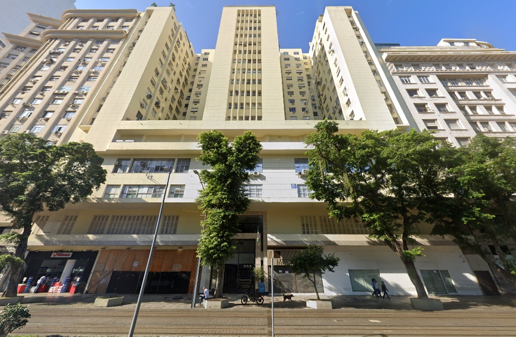 Imagem do imóvel Imóvel Vazio Com 63m² No Centro (uso Misto)