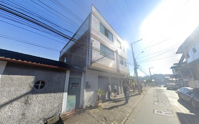 Imóvel Com 537m² De Área Construída E 200m² De Área De Terreno Em Olaria, Nova Friburgo, localizado em Nova Friburgo - RJ, bairro Olaria