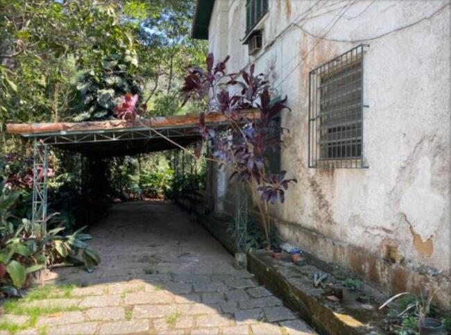 Imóvel Com Área De 36.140m² Em Petrópolis, localizado em Petrópolis - RJ, bairro Centro