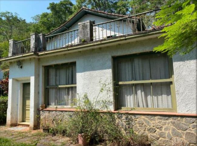 Imóvel Com Área De 36.140m² Em Petrópolis, localizado em Petrópolis - RJ, bairro Centro