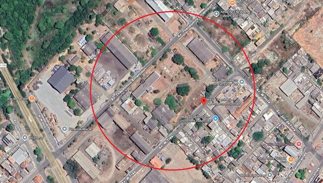 Imóvel Comercial/industrial Com Área Total De 15.000m² Em Macaé, localizado em Macaé - RJ, bairro Barra de Macaé
