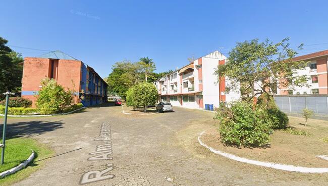 Apto Com 41,80m² De Área Útil Construída, Sendo 22,63m² De Área Comum No Cond. Ed. Lagoa Em Angra, localizado em Angra Dos Reis - RJ, bairro Jacuacanga