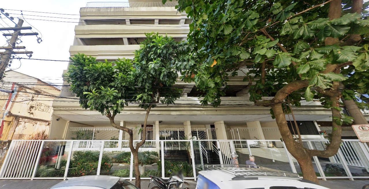 Apartamento com uma vaga em Icaraí